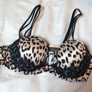 Victoria’s Secret Very Sexy Strapless Bra